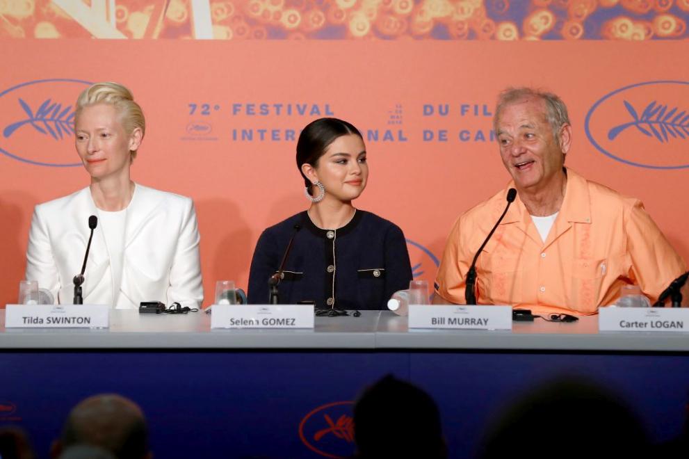  Селена Гомес партнира на Бил Мъри и Тилда Суинтън във кино лентата Мъртвите не умират, с който бе открит фестивалът в Кан 