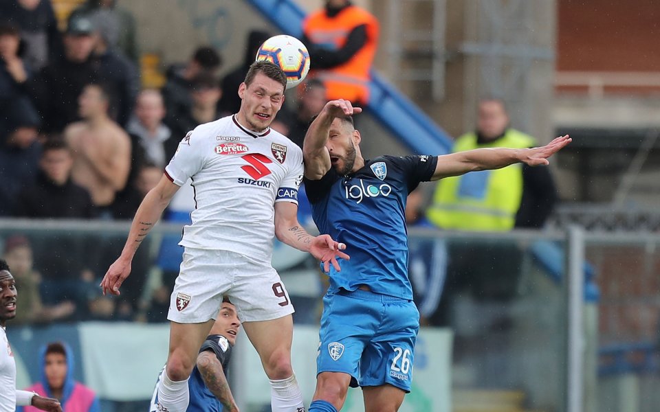 Емполи продължава да изживява истинска приказка в битката за оцеляване.