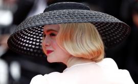  <p><strong>След като припадна</strong>, Ел Фанинг показа по какъв начин се чувства</p> 