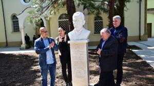 паметник мито орозов