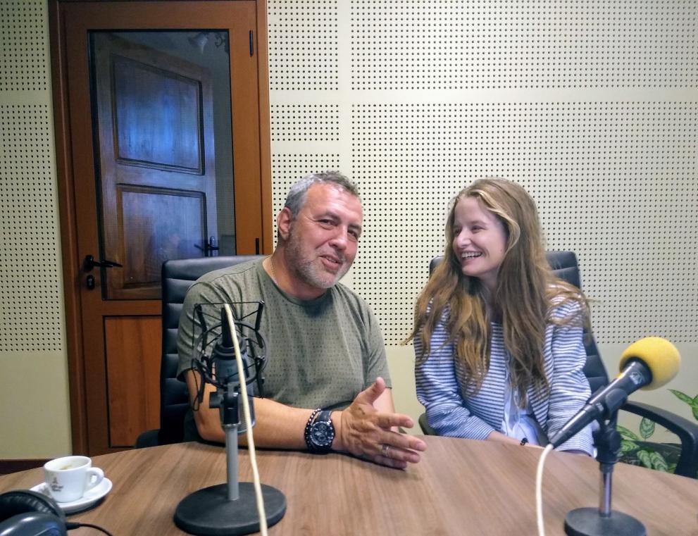 Христо Мутафчиев и Теа Денолюбова в студиото на Дарик Варна