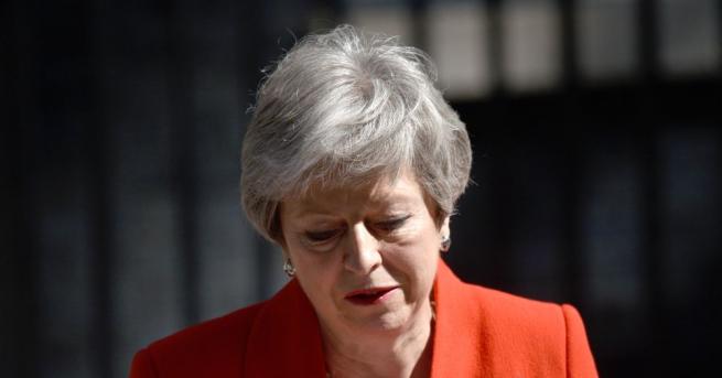 Британският премиер Тереза Мей обяви датата на оставката си заради