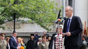 Традиционното шествие за Деня на българската просвета и култура озари