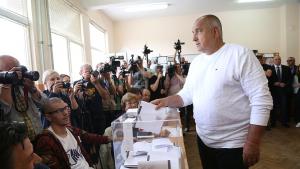 Бойко Борисов гласува