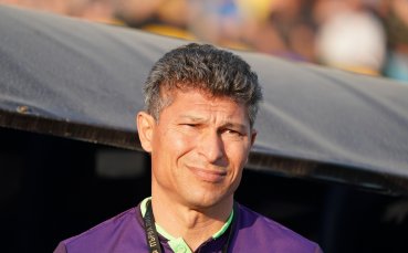 Старши треньорът на Етър Велико Търново Красимир Балъков прие съвсем