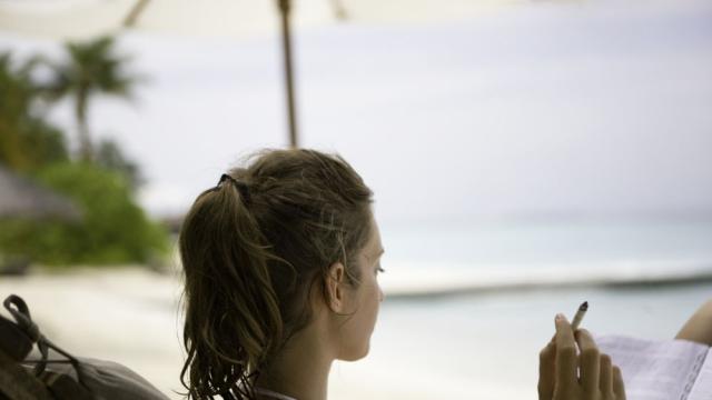 Учени: Никотинът блокира производството на естроген при жените 