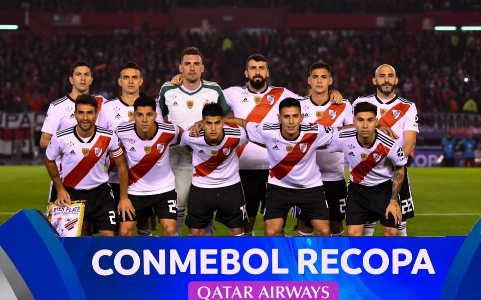 Големите съперници Ривър Плейт и Бока Хуниорс ще се срещнат