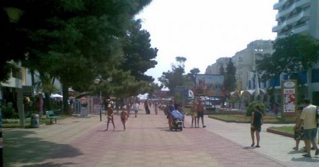 Служители на Икономическа полиция арестуваха пред дискотека в Слънчев бряг