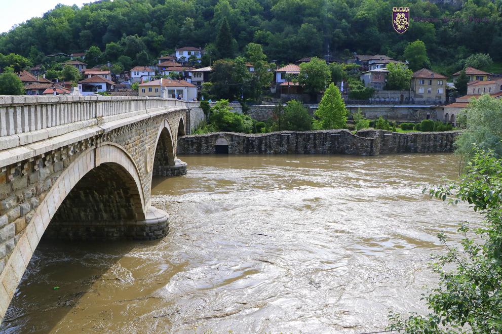 Нивото на река Янтра във Велико Търново се понижава. Стойностите