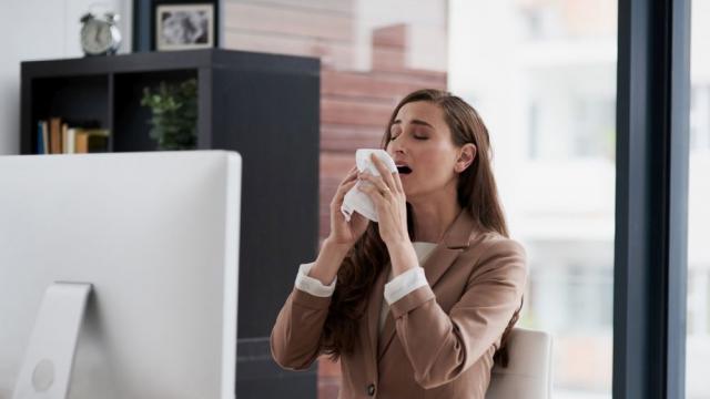 Сдържането на кихавицата може да предизвика синузит