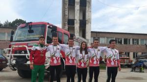 Пожарникари