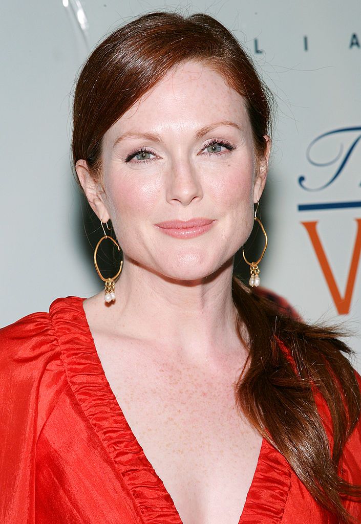 Джулиан Мур през 2005 г.