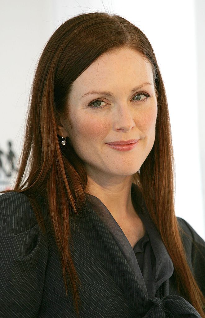 Джулиан Мур през 2006 г.