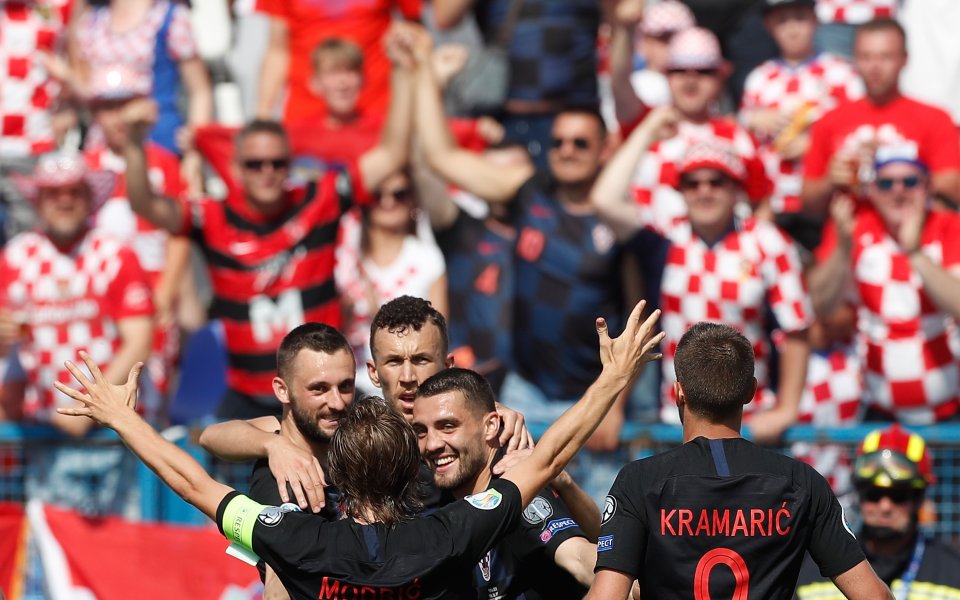 Хърватия победи Уелс с 2:1 в мача от третия кръг