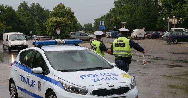 Полицаи хванаха шофьор след солидна алкохолна почерпка Срещу мъжа е