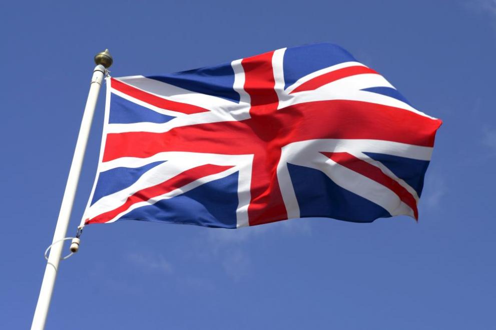 Външният министър на Великобритания Джеймс Клевърли обяви налагането на санкции