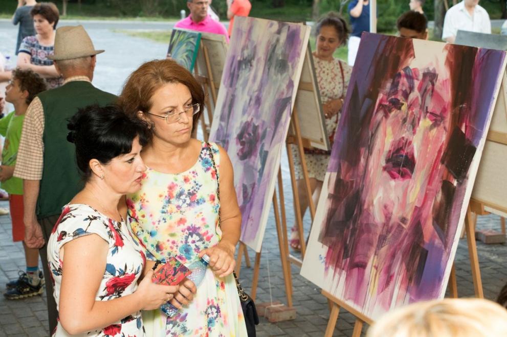 Общона Елена кани художници за участие в пленер в румънския град Меджидия