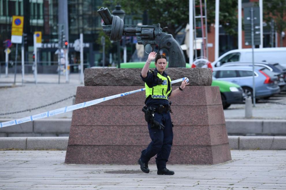 Швеция полиция