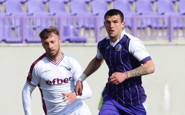 Етър Велико Търново се раздели със защитника Венцислав Василев който