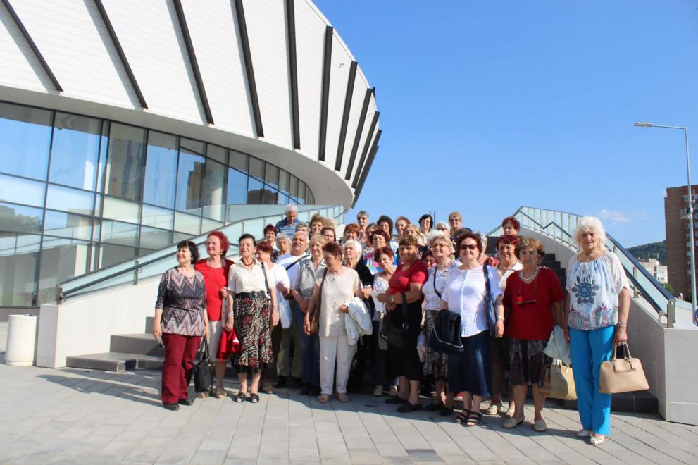 40 пенсионери от Разградско участваха в инициатива на шуменската полиция срещу телефонните измами