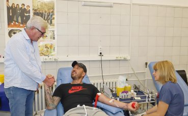Армейски сърца се обединиха зад каузата Дари кръв спаси живот