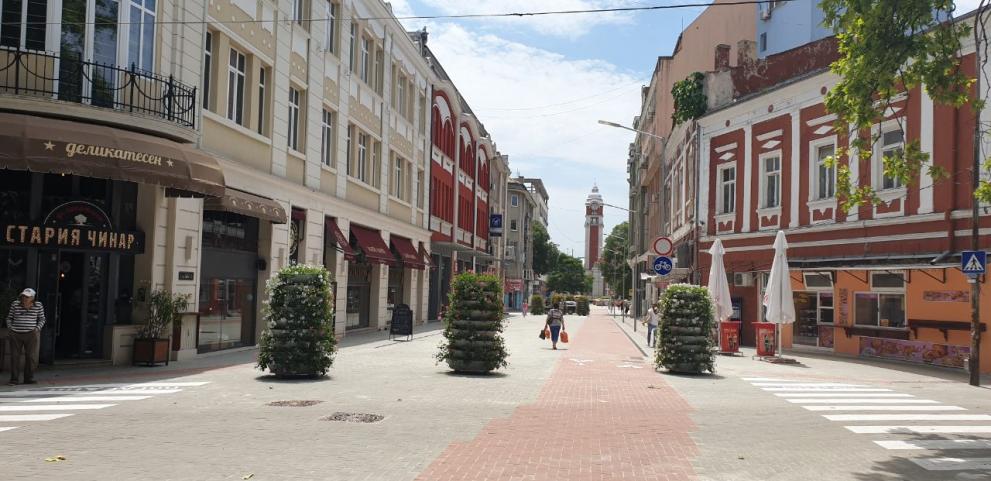 Как изглежда улица Цар Симеон във Варна след ремонта
