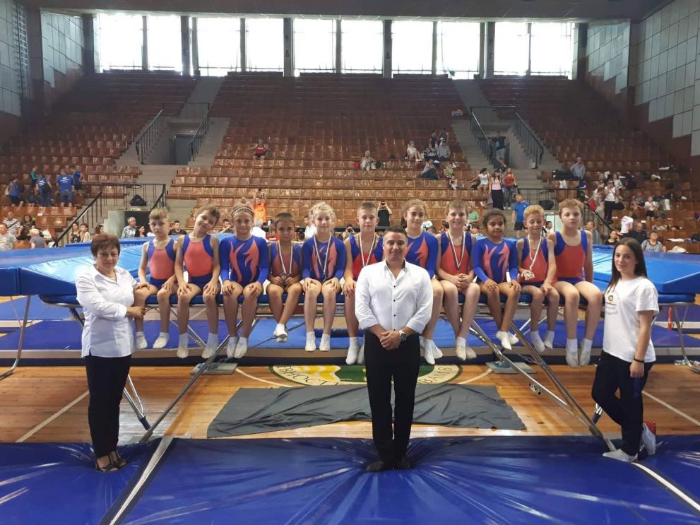 Силно участие и медали за кюстендилския Евротрамп от ДП по скокове на батут