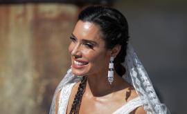  <p><strong>Красавицата Пилар</strong>, която се омъжи с <strong>черен букет</strong> (СНИМКИ)</p> 