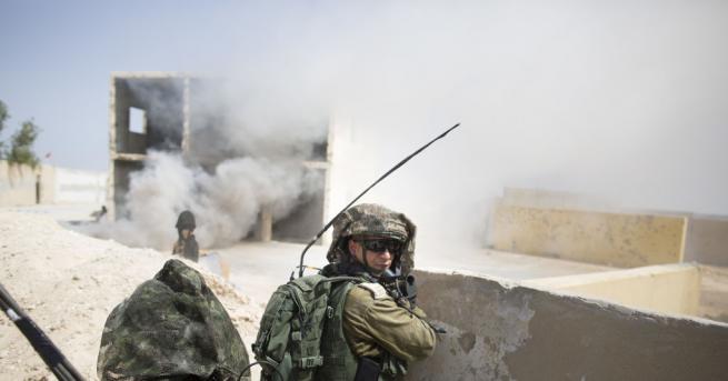 Израел провежда най големите си военни учения от години в които