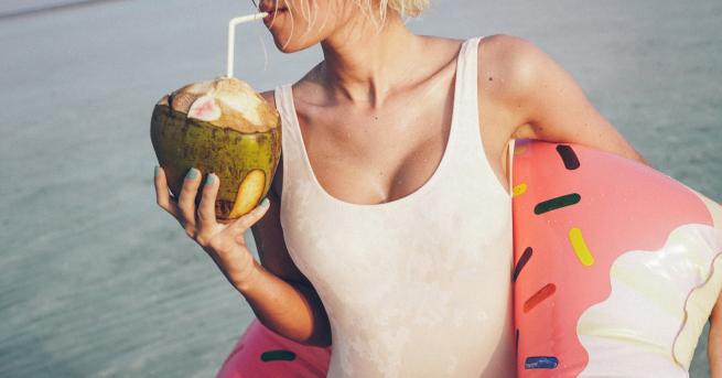 Въпреки че излежаването след потапяне на плажа или басейна е