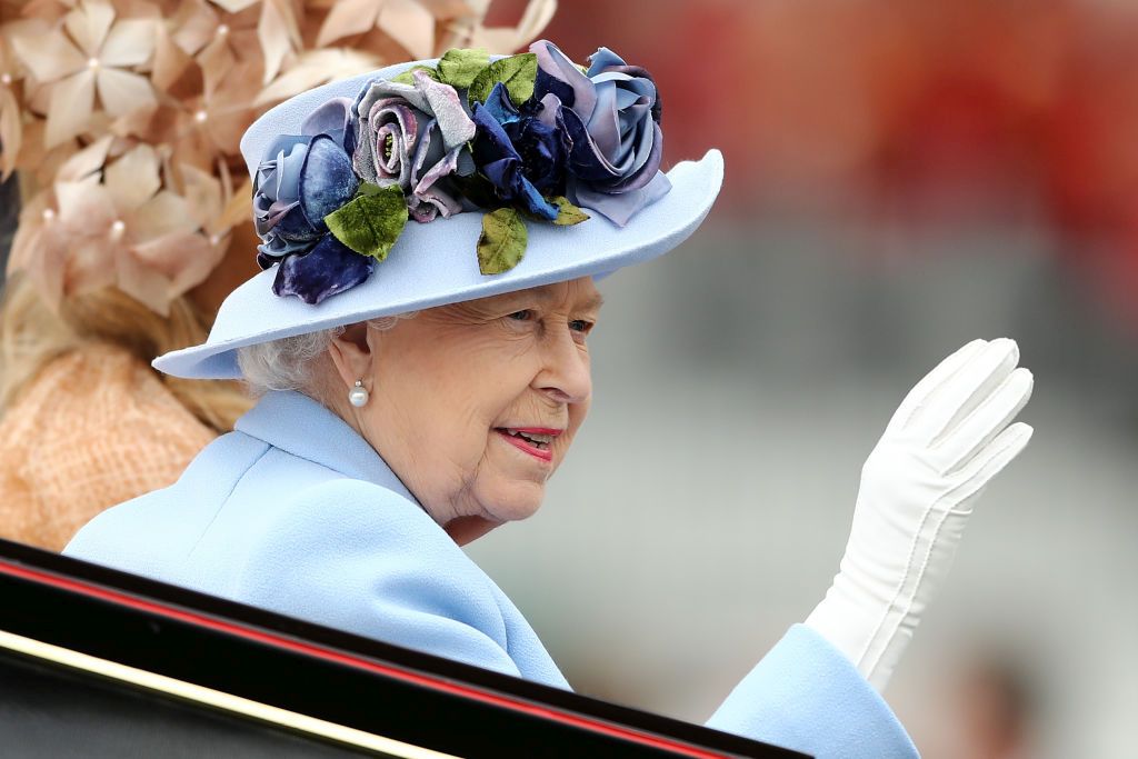 Причудливите и красиви шапки на Royal Ascot