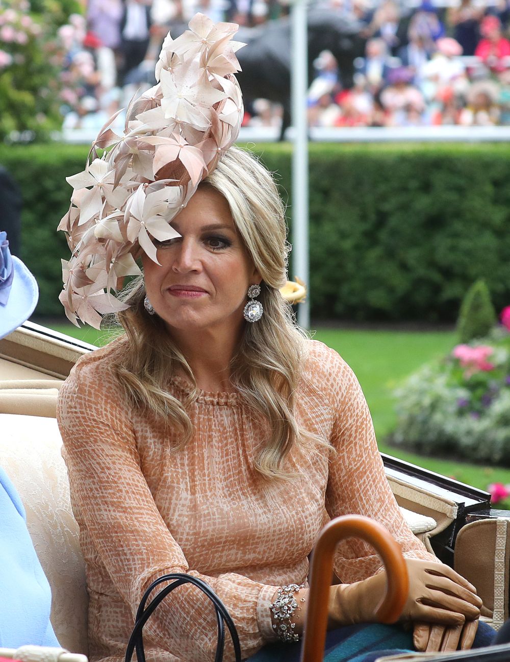 Причудливите и красиви шапки на Royal Ascot
