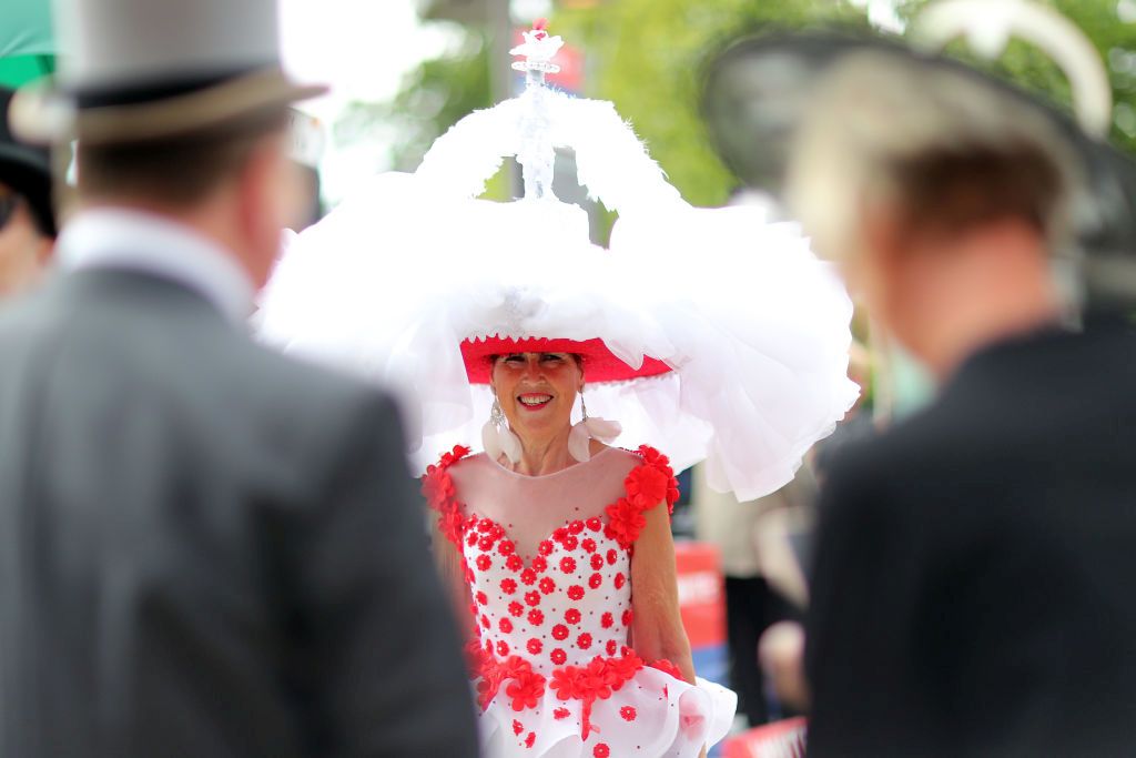 Причудливите и красиви шапки на Royal Ascot