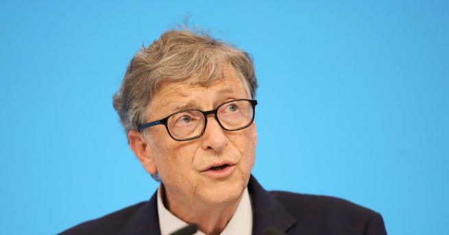 Основателят на Microsoft Бил Гейтс напуска съвета на директорите на