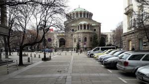 Площад Света Неделя в София става пешеходен съобщи общинският съветник