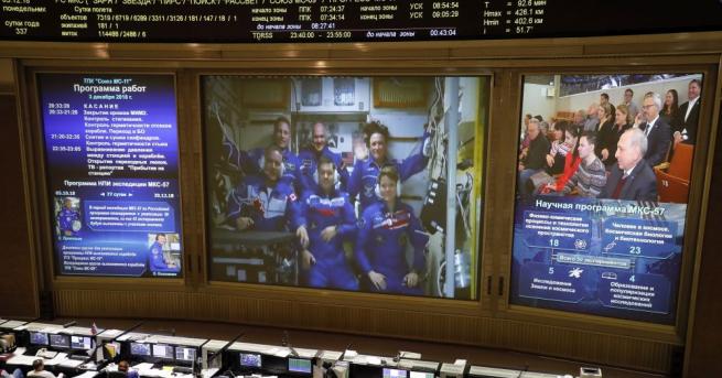 Космонавтът Олег Кононенко предаде командването на Международната космическа станция (МКС)