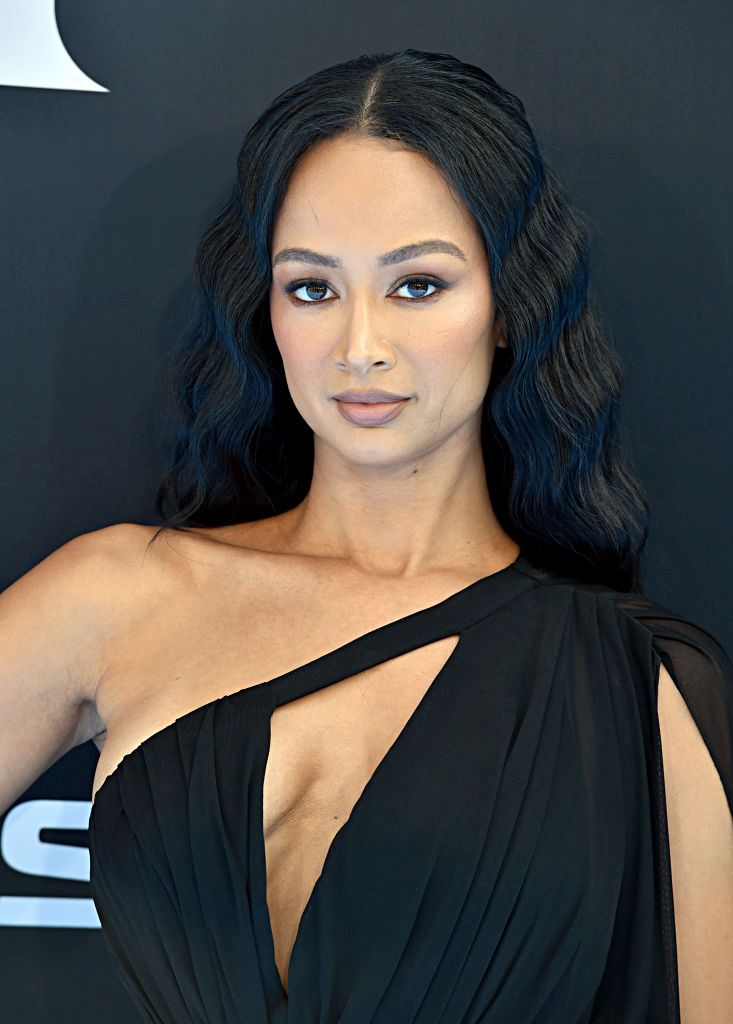 Щедри деколтета на наградите БЕТ не оставиха много на въображението