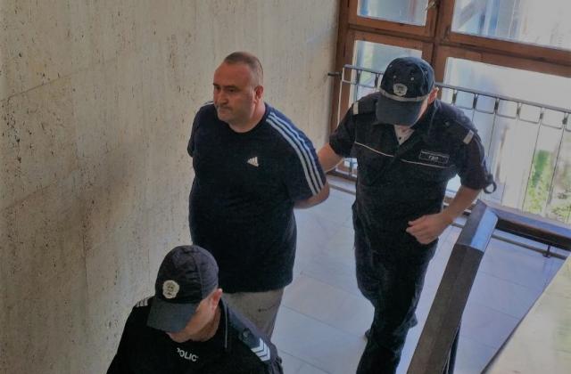 Николай Деянов беше задържан при рутинна проверка на Пътна полиция.