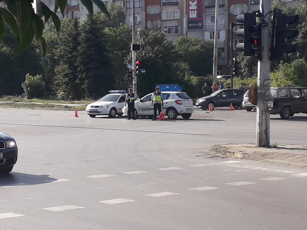 Инцидентът е на кръстовището.