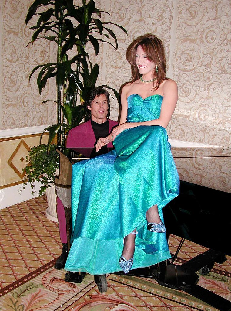 Хънтър Тайло и Рон Мос през 2002 г.