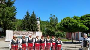 Дряново събра пенсионерски състави от страната