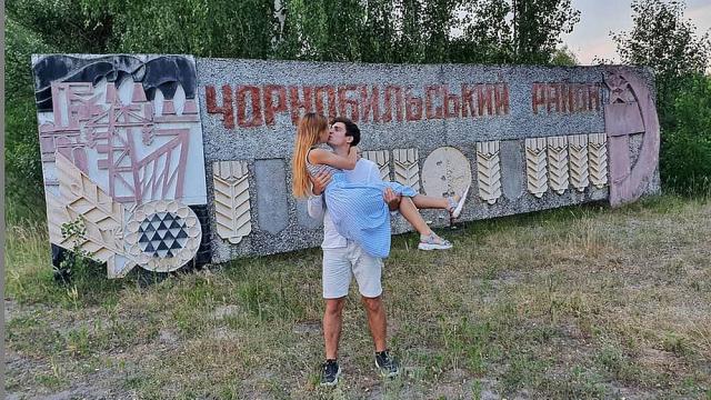 Скандални селфита от Чернобил предизвикаха възмущение (ВИДЕО)