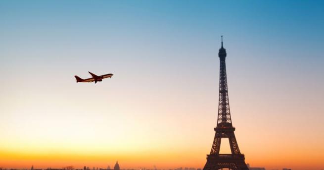 Френското правителство ще наложи данък до 18 евро за самолетни