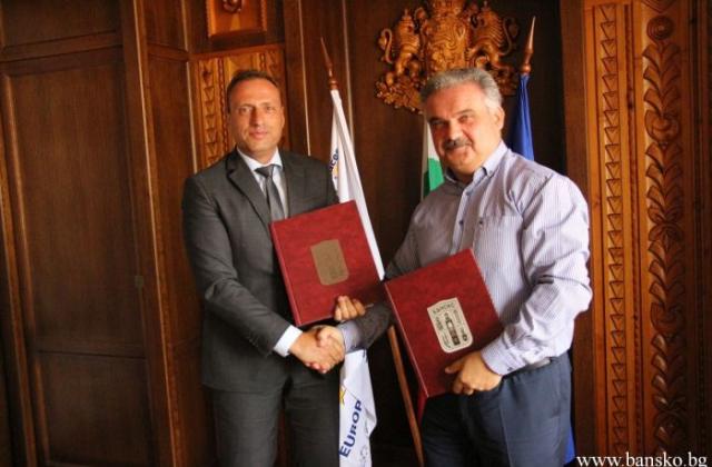 Кметът на Банско Георги Икономов подписа договор за сътрудничество с кмета на гръцката община Волви