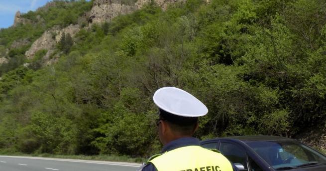 Шофьор загина при тежка катастрофа в Ямболско съобщиха от полицията