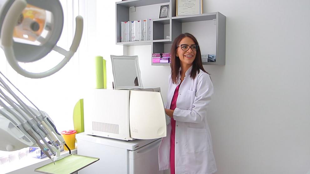  Д-р Филианна Филипова желае да обърне внимание, че не би трябвало да се чака последния миг, с цел да се иде на ортодонт. 