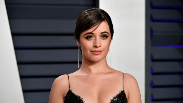 Камила Кабело пуска песен с Ед Шийран