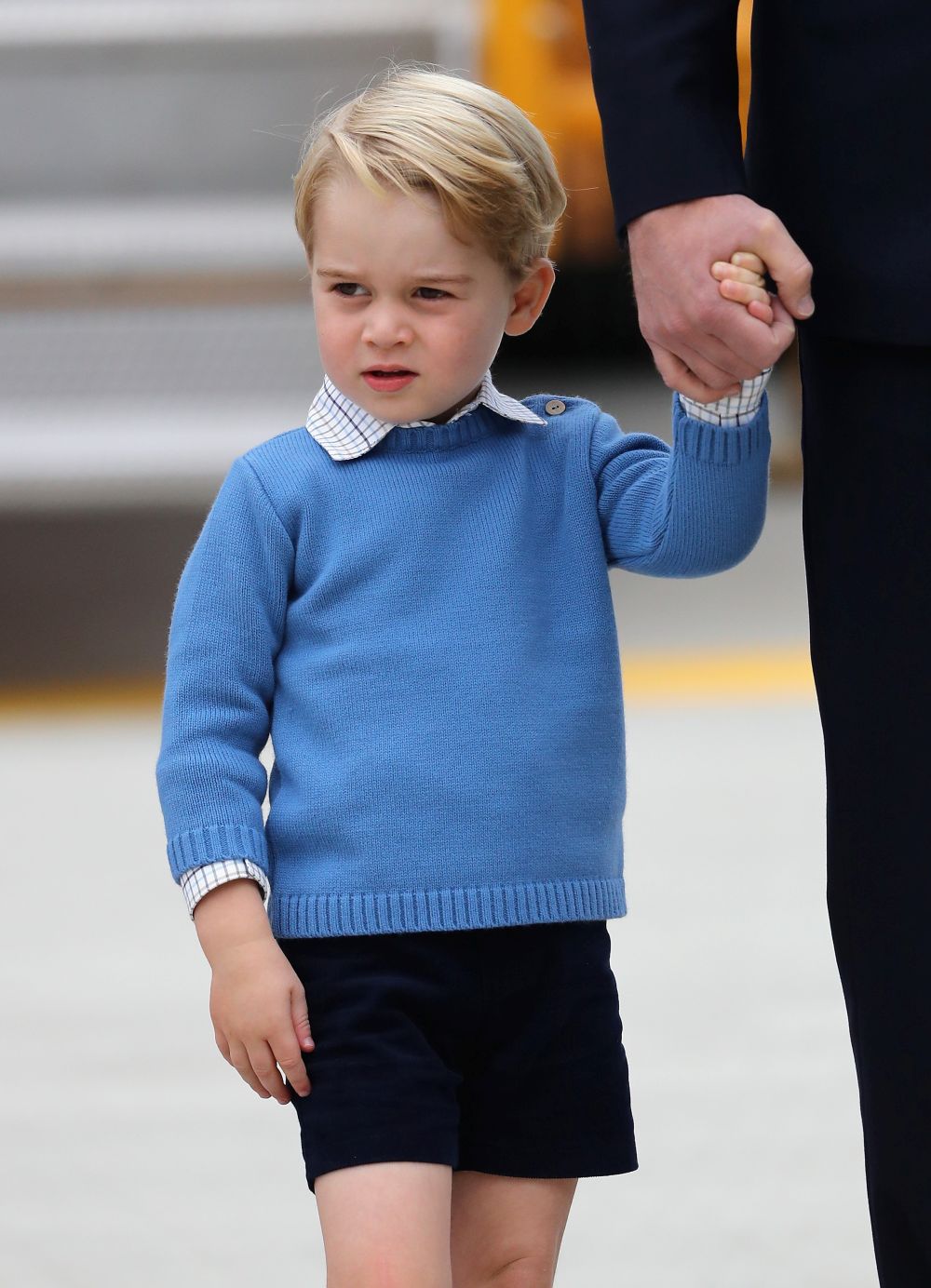 Принц Джордж е първородният син на Кейт Мидълтън и принц Уилям