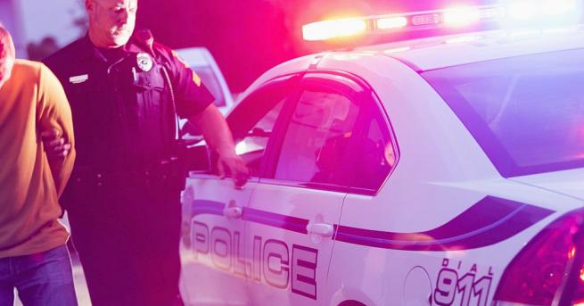 Американски съд предяви обвинения в рекет и убийства на 22 ма