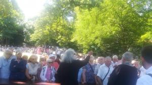 С курбан за здраве и фолклорен празник стотици почетоха Света